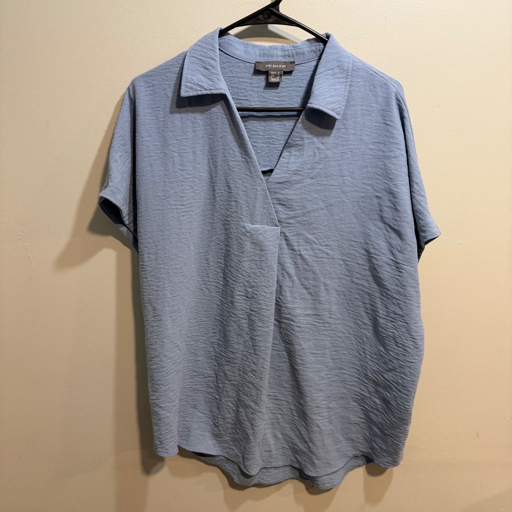 Primark Womens Blue Short Sleeve V-Neck Crinkle Texture Blouse Top Size 8